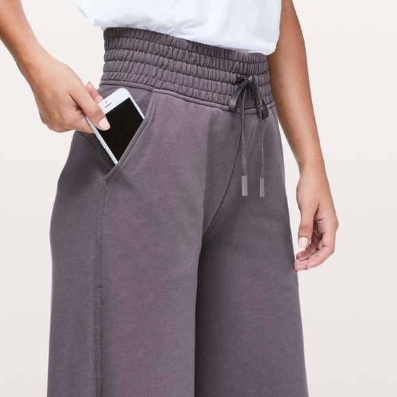 Lululemon Radiant Rhapsody Pant - Picture 4 of 15